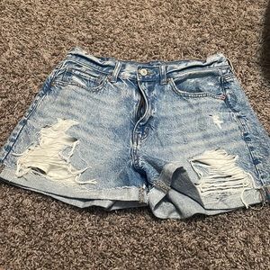 American eagle mom short